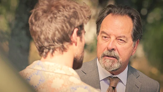 Octavio llega a las manos con César… ¡y finge un ataque de pánico! Octavio llega a las manos con César… ¡y finge un ataque de pánico!