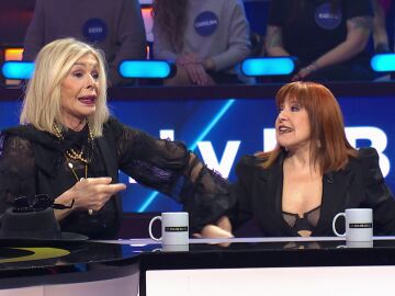 Bibiana Fern&aacute;ndez bromea al ver sentada a Loles Le&oacute;n: &ldquo;Esto lo ten&iacute;amos que haber probado porque parece que la llevo al parque&rdquo;