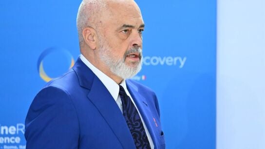 Albania estrena el cuarto mandato de Edi Rama con una inteligencia artificial como ministra