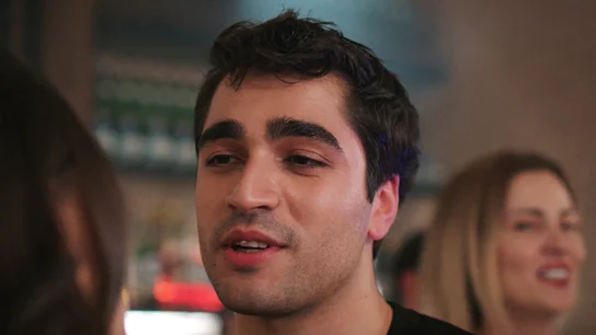 "Ferit Korhan ha vuelto a la vida nocturna": este domingo, un nuevo capítulo de Una nueva vida "Ferit Korhan ha vuelto a la vida nocturna": este domingo, un nuevo capítulo de Una nueva vida
