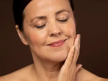 Mujer con arrugas Mujer con arrugas