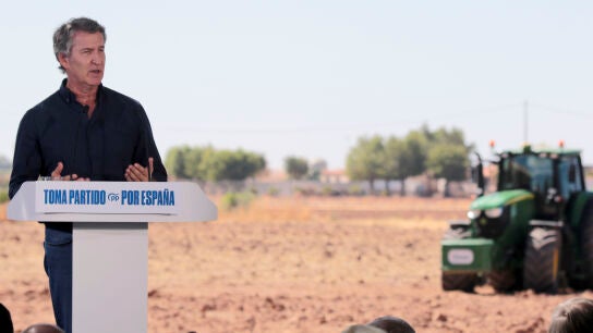 Feij&oacute;o elige a cuatro mujeres para elaborar un Libro Blanco del Medio Rural junto al sector primario