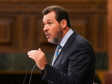 Imagen del ministro de Transportes, Óscar Puente. 
