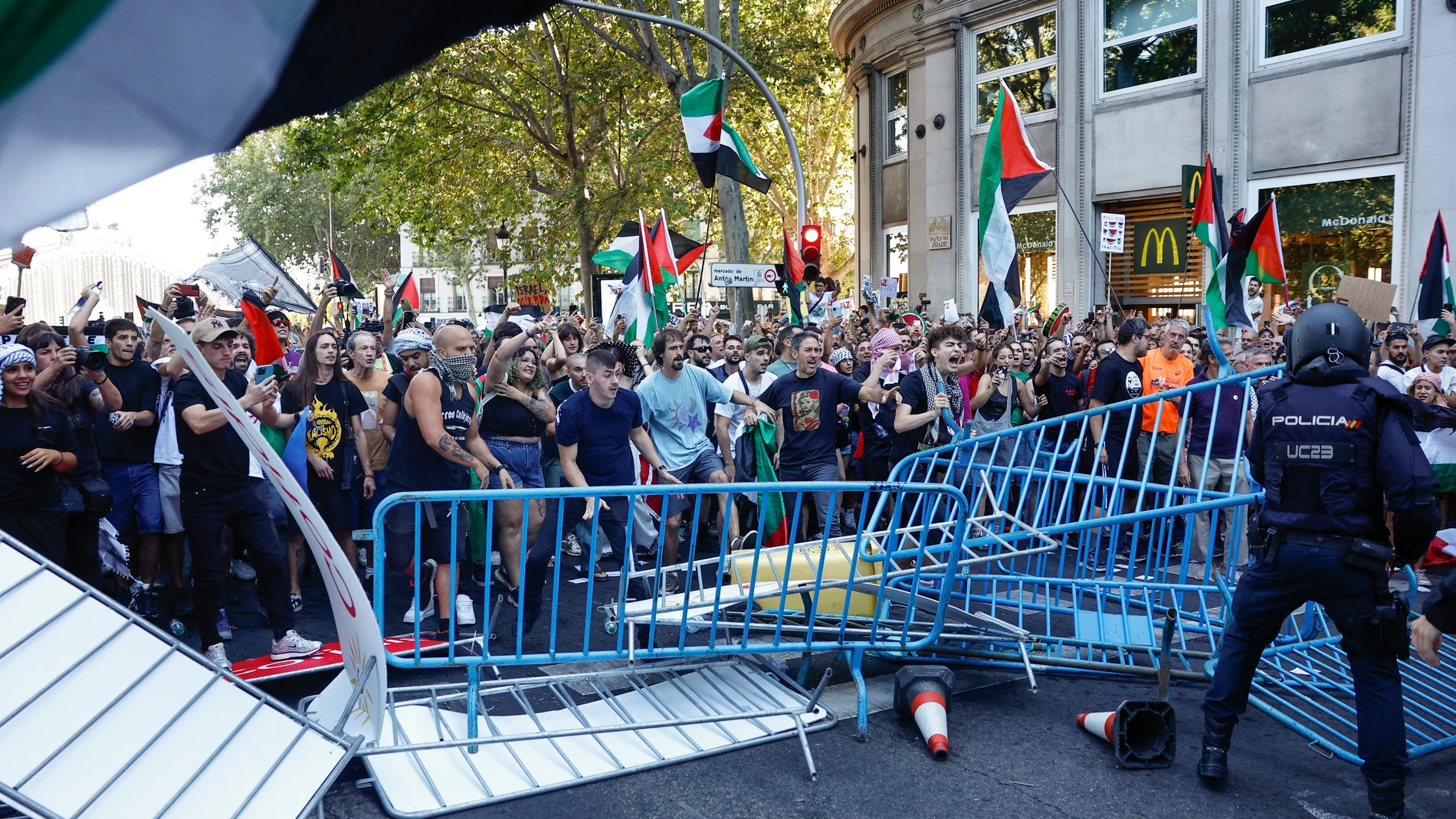 Miles de manifestantes propalestina invadiendo las calles de Madrid Miles de manifestantes propalestina invadiendo las calles de Madrid