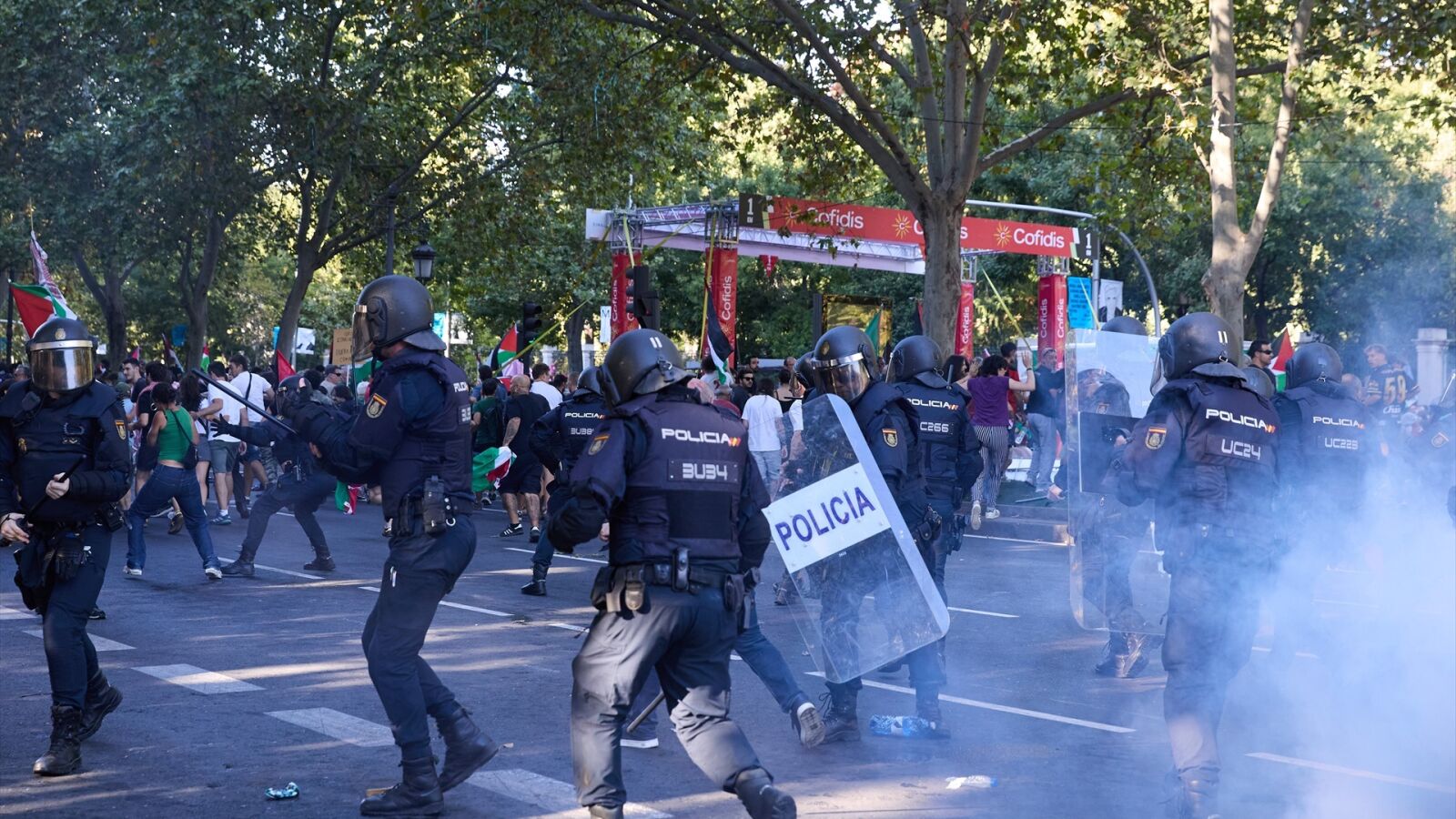 Pedro Sánchez defiende las protestas propalestinas mientras Feijóo acusa al Gobierno de 