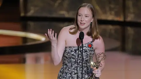 Hannah Einbinder en los Premios Emmy Hannah Einbinder en los Premios Emmy