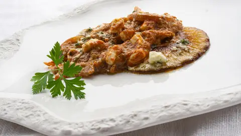 La receta griega de Joseba Arguiñano: strapatsada, revuelto de huevo, tomate y feta La receta griega de Joseba Arguiñano: strapatsada, revuelto de huevo, tomate y feta