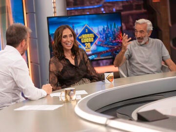 "¿Nos ha estafado Quique San Francisco desde el más allá?": Imanol Arias deja a Pablo Motos sin palabras