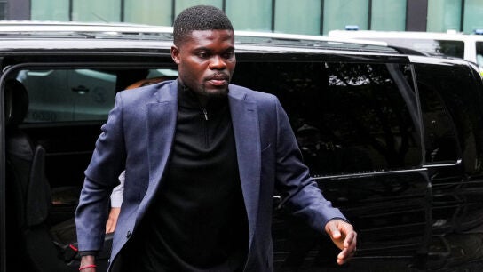 Thomas Partey, a su llegada al tribunal de Southwark