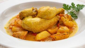 Receta de picantones, de Karlos Arguiñano: "Es una cazuela que suelo hacer mucho en mi casa"