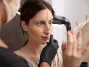 Preparación de un retoque estético Preparación de un retoque estético