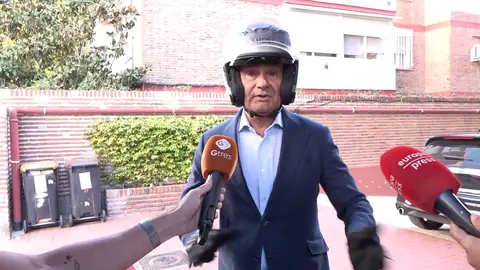 Javier Merino habla con la prensa Javier Merino habla con la prensa