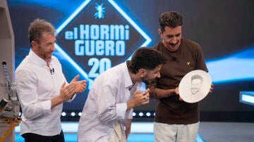 ¡Platos impresionantes! Marron enseña una novedosa técnica de imprimación cerámica