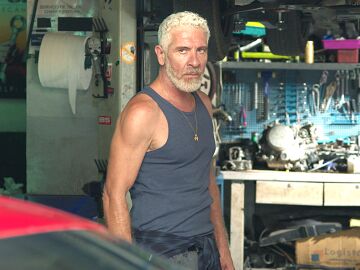 &Aacute;lvaro descubre el cuadro de Octavio en el taller del mec&aacute;nico y llama a la polic&iacute;a&hellip; &iquest;detendr&aacute;n a Humberto?