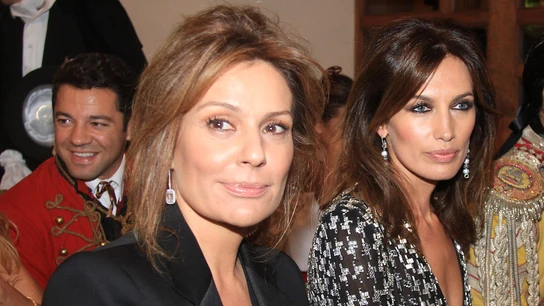 Nuria González y Nieves Álvarez, en 2012 Nuria González y Nieves Álvarez, en 2012