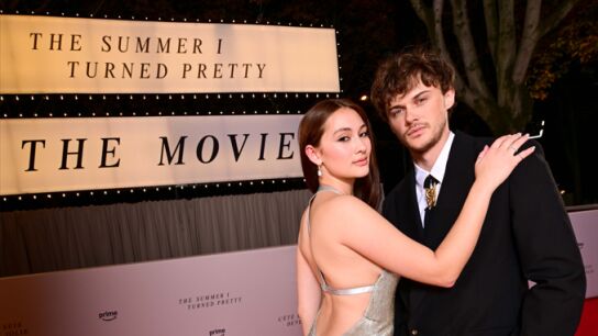 Lola Tung y Christopher Briney anuncian la pel&iacute;cula de El verano en que me enamor&eacute;