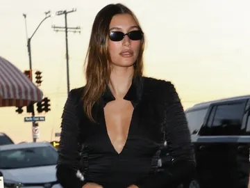 Hailey Bieber Hailey Bieber