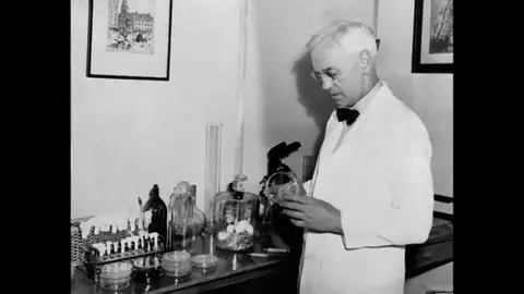 Fleming descubre la penicilina Efemérides de hoy 28 de septiembre de 2025: Fleming descubre la penicilina
