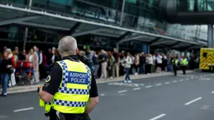 Reabre la T2 de Dublín tras la evacuación por una alerta de seguridad en el marco del ciberataque en aeropuertos europeos Reabre la T2 de Dublín tras la evacuación por una alerta de seguridad en el marco del ciberataque en aeropuertos europeos