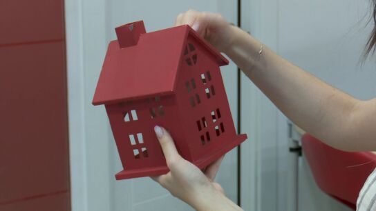 La contrataci&oacute;n de br&oacute;kers hipotecarios se duplica ante la falta de ahorros para comprar una casa