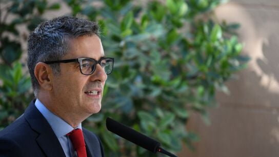 El ministro de la Presidencia, Justicia y Relaciones con las Cortes, F&eacute;lix Bola&ntilde;os, atiende a los medios de comunicaci&oacute;n, en el Palacio de Parcent, a 19 de septiembre de 2025, en Madrid (Espa&ntilde;a). Durante las declaraciones, ha hablado de la &lsquo;&rsquo;masacre&rsquo;&rsquo; en Gaza. La rueda de prensa ha tenido lugar antes de su reuni&oacute;n con la asociaci&oacute;n de juezas sustitutas. 19 SEPTIEMBRE 2025;BOLA&Ntilde;OS;ASOCIACI&Oacute;N;JUEZAS;GAZA Fernando S&aacute;nchez / Europa Press 19/09/2025