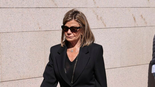 Cari Lapique