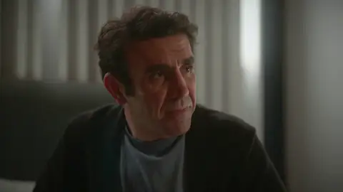 “Que se aferre a la vida”: Timur le da un consejo a Efsun sin saber que le queda menos de un año “Que se aferre a la vida”: Timur le da un consejo a Efsun sin saber que le queda menos de un año