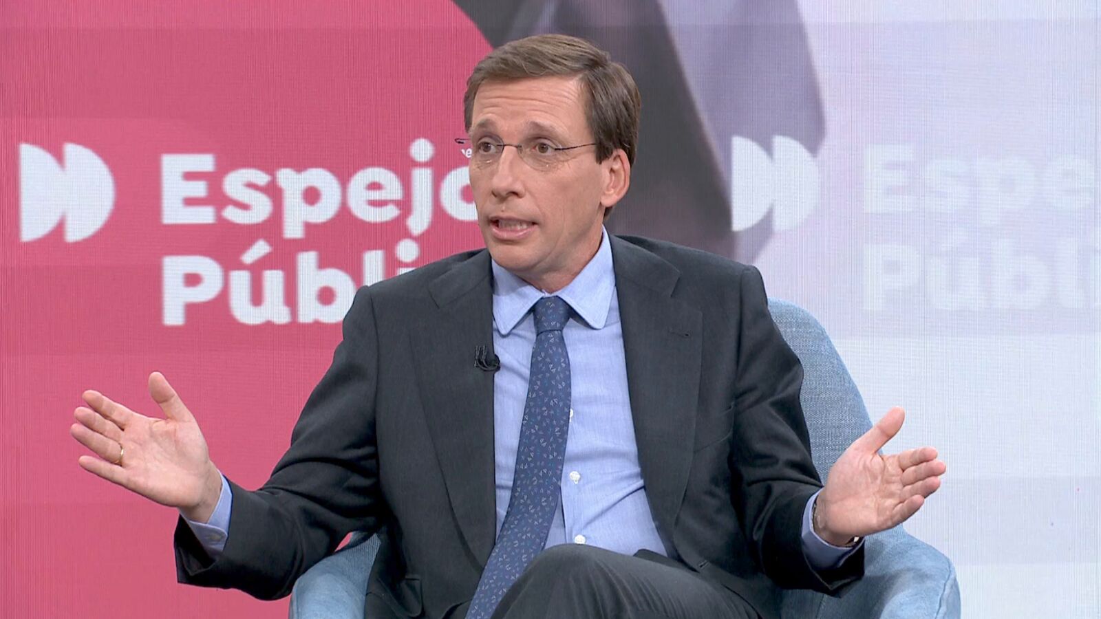 José Luis Martínez - Almeida: 
