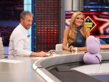 La sorprendente historia del tatuaje oculto de Esther Ca&ntilde;adas: &ldquo;Mi padre me pidi&oacute; que lo hiciera&rdquo; 