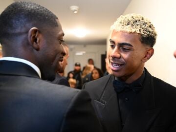 Ousmane Dembélé y Lamine Yamal en París