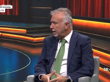 &Aacute;ngel V&iacute;ctor Torres