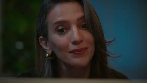 La emotiva confesión de Efsun a Bahar en su vídeo de despedida: “Se han convertido en una familia para mí” La emotiva confesión de Efsun a Bahar en su vídeo de despedida: “Se han convertido en una familia para mí”