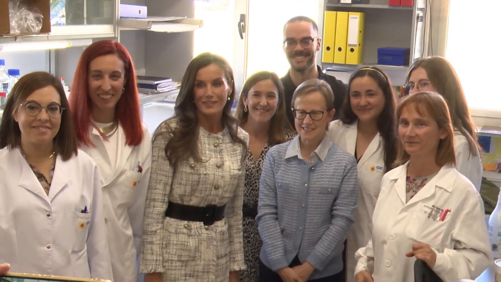 La reina Letizia subraya en Salamanca la importancia de la prevención en la lucha contra el cáncer