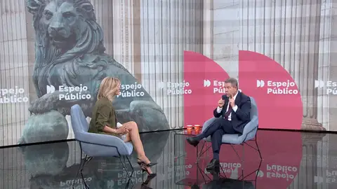 García- Page en Espejo Público. García- Page en Espejo Público.