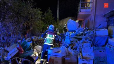 Mueren un hombre y un perro tras quemarse una vivienda en Cercedilla