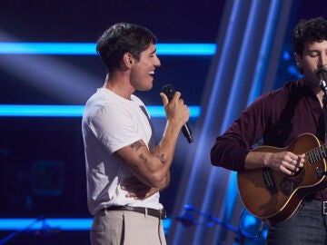 Juampi y Sebast&iacute;an Yatra