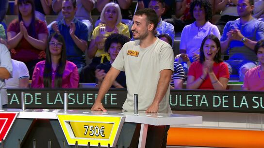 Mois&eacute;s se estrena en el &uacute;ltimo panel de La ruleta de la suerte