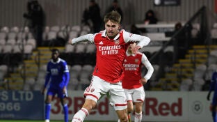 Billy Vigar, en un partido con el filial del Arsenal en 2023