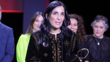 Alauda Ruiz de Azúa, Concha de Oro en el Festival de San Sebastián