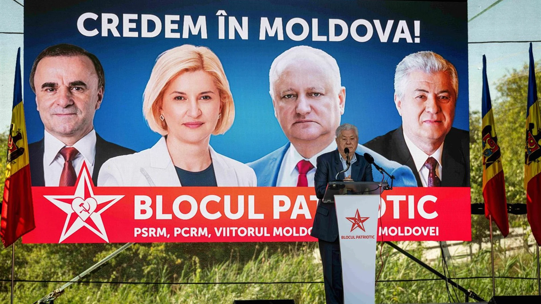 Abren los colegios electorales en Moldavia bajo la sombra de injerencia rusa en la votación Abren los colegios electorales en Moldavia bajo la sombra de injerencia rusa en la votación