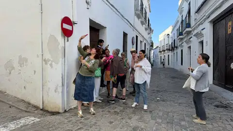 Imagen de los vecinos de Cazalla de la Sierra, Sevilla. Imagen de los vecinos de Cazalla de la Sierra, Sevilla.