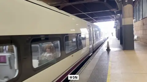 Qué hacer ante una riada por lluvias torrenciales si estás en casa, en el coche o viajas en tren a las zonas en alerta por precipitaciones Qué hacer ante una riada por lluvias torrenciales si estás en casa, en el coche o viajas en tren a las zonas en alerta por precipitaciones