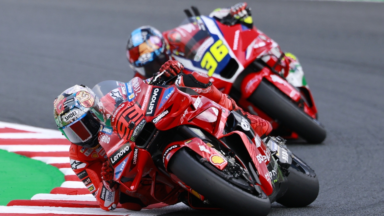Marc Marquez Crowned 9th World Champion! 👑 The Reason Why the MotoGP Legend Refuses to Stop