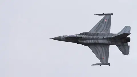 Polonia cierra temporalmente su espacio aéreo e inicia maniobras aéreas "preventivas" por ataques rusos Polonia cierra temporalmente su espacio aéreo e inicia maniobras aéreas "preventivas" por ataques rusos