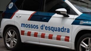 Un veh&iacute;culo de los Mossos d'Esquadra. 