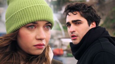 Seyran consuma su venganza y entrega a Orhan a la policía delante de Ferit 