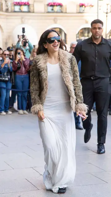 Rosalía en la Fashion Week de París Rosalía en la Fashion Week de París