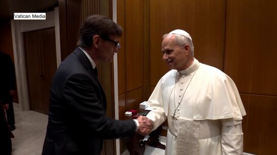 El presidente de la Generalitat se reuni&oacute; en el Vaticano con el pont&iacute;fice