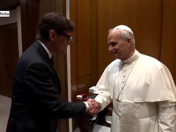 El presidente de la Generalitat se reunió en el Vaticano con el pontífice El presidente de la Generalitat se reunió en el Vaticano con el pontífice