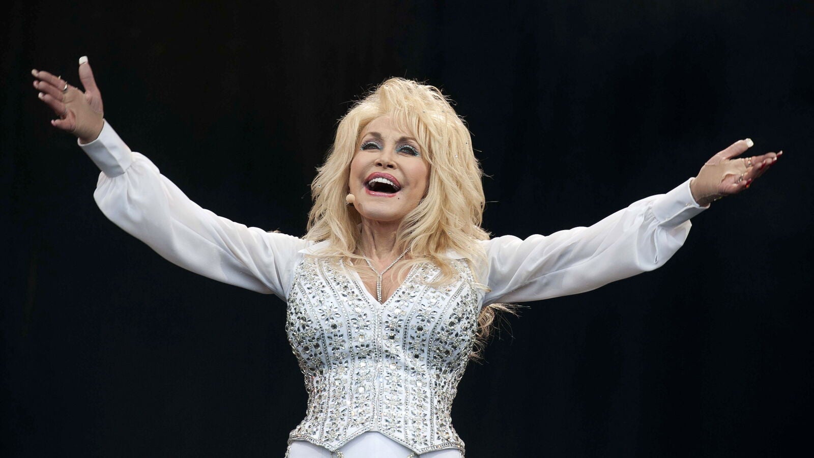 Dolly Parton no recibirá su Oscar honorífico en persona por motivos de salud